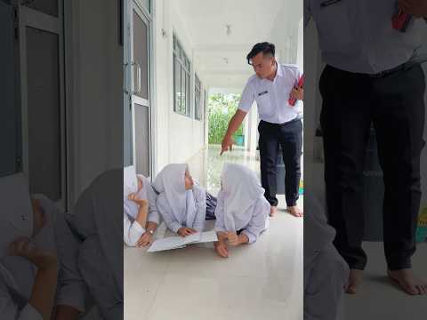 Segitunya belajar nympe tengkurep depan kelas🤦🏻‍♂️ #funny #comedy thumbnail