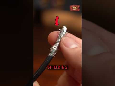 Metal Foil on USB-C Cable? #usbc #phone #charge #data #electronics #engineering #emc thumbnail