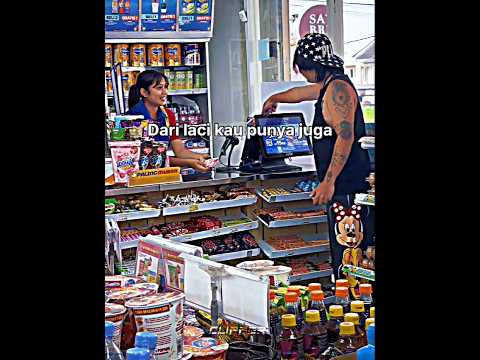 Prank penjaga Indomaret bikin ngakak😂 #shorts #aidanmirza #pranks thumbnail