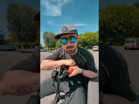 IL TEST DEL DIVANO A MOTORE PT 2 thumbnail