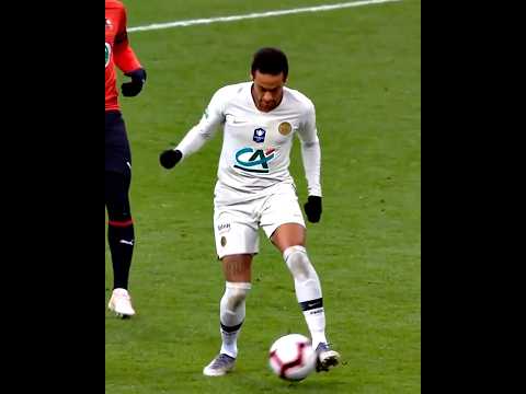 Neymar Could Do this ALL DAY ? thumbnail
