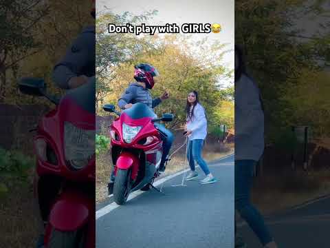 GIRLS can do anything😂 #hayabusa #farazstuntrider #superbikes #bike thumbnail