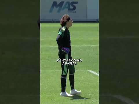 ¡MEMO OCHOA ENTRENA COMO SI FUERA SU PRIMER MUNDIAL! El histórico arquero quiere el sexto thumbnail
