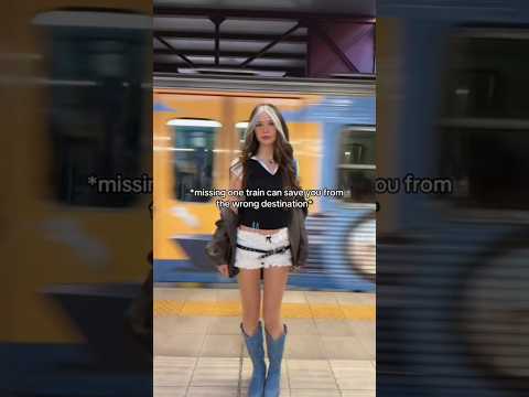 Important Life Lesson⁉️🩷#train #travel #lifelessons thumbnail