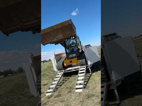This is one heck of a handy trailer! Big @southlandtrailers gooseneck dump trailer! thumbnail