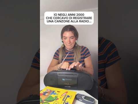 IO NEGLI ANNI 90 CHE CERCAVO DI REGISTRARE UNA CANZONE ALLA RADIO #radioanni90 #cassette #registrare thumbnail