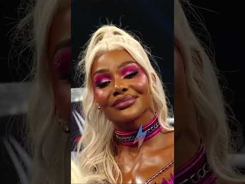 Alexa Bliss ROASTS Jade Cargill 🔥🔥 thumbnail