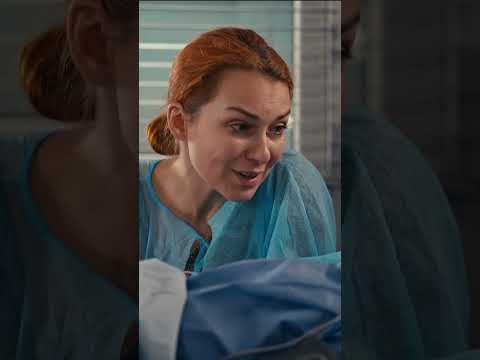 PACJENT W ŚPIĄCZCE UŚCISNĄŁ MATKĘ ZA RĘKĘ 😮| Szpital św. Anny #shorts thumbnail