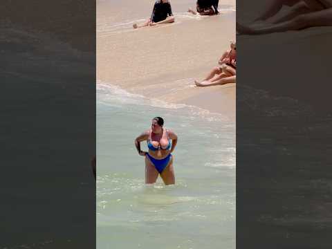 🇧🇷 Leme Beach An Amazing Day thumbnail