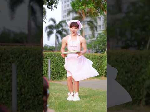 This mommy is so strange 😂 😲 💪 #taihoa #viral #shorts thumbnail