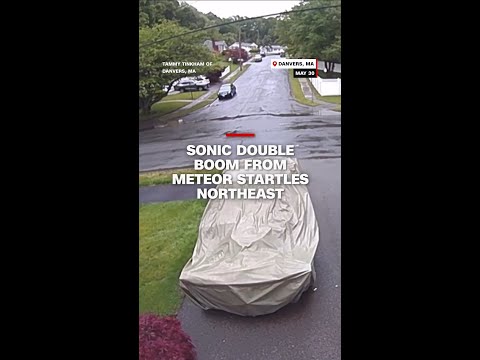 Sonic double boom from meteor startles Northeast thumbnail