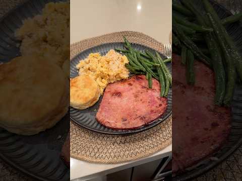 $10 to Build the Ultimate Thanksgiving Dinner w/ @EthanTylerSmith thumbnail