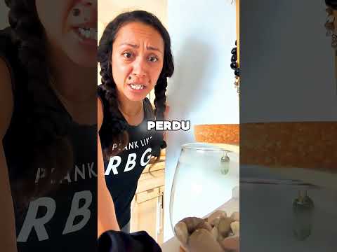 Cette fille a sauvé un magnifique papillon 😯❤️ thumbnail