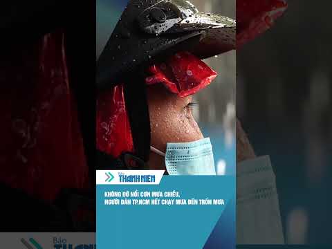 Không đỡ nổi cơn mưa chiều, người dân TP.HCM hết chạy mưa đến trốn mưa  #shorts thumbnail