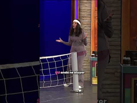 Tenis Hocası Kendini Kaybetti! 😁 #Shorts #bkm #komedi #güldürgüldürshow thumbnail