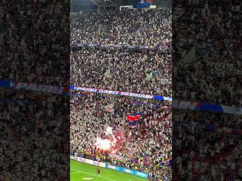TEN MOMENT! PSG WYGRYWA LIGĘ MISTRZÓW #SHORTS thumbnail