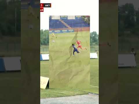BRUISER Ben Nugent ? #bennugent #eafc24 #eafc #cambodia #defender #tackle #FIFA #football #skills thumbnail
