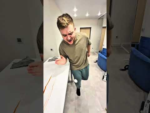 Prank cat modes😹🩷 thumbnail