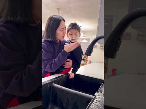 Smart mom? 🤣❤️👧🏻 thumbnail