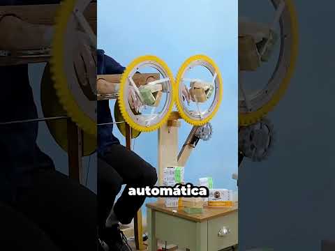 No movió ni un dedo… y aun así sus manos quedaron limpias 🤯 thumbnail