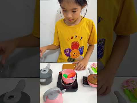 CCT - Bố đang đói bụng || Dad is hungry. thumbnail