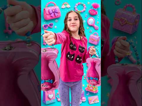 One Toy or Two? | Big Sister Sierra Teaches Sharing thumbnail