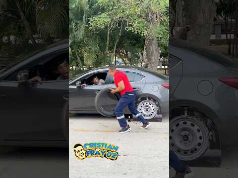 La llanta 🛞 desvalijada / rin  vacío #funny #viralvideo #prank thumbnail