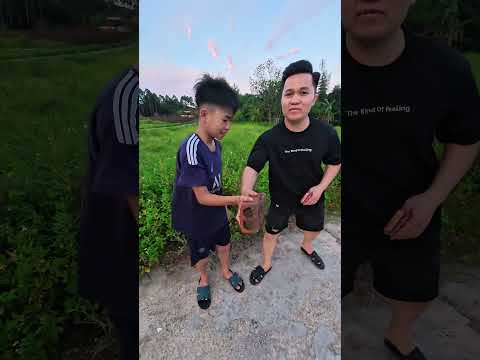 Đứa Trẻ Nghiện Freefire Số 1 Sao Hoả - Đại Chiến Freefire #shorts thumbnail
