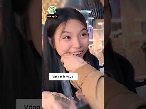Kiếp nạn hai cô gái đi nhặt đồ bỏ đi trong ngày lễ tình nhân thì gặp đối thủ #shorts thumbnail