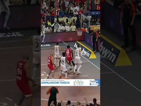 Olimpiakos, mola dönüşü Vezenkov'un üçlüğüyle öne geçti! 🔥 #cerave thumbnail