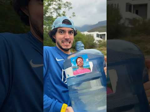 VACIE 100 LITROS DE AGUA EN 0.1 SEGUNDOS😱 thumbnail