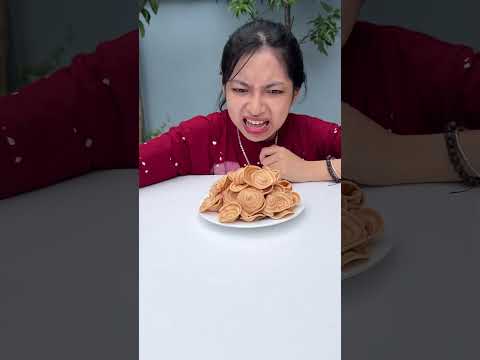 SC 😭😭  Giant crocs slippers reaction! 🩴 Silly Couple  #funny #shortsyoutube thumbnail