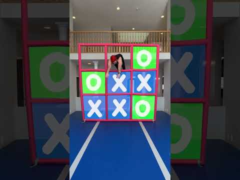 Parkour tic tac toe! ❌⭕️ vs @BrandonA7 thumbnail