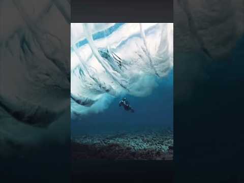 What Big Waves Actually Look Like From Below The Surface… thumbnail
