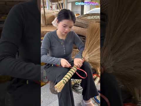 Rope fastening technology for bamboo broom handles thumbnail