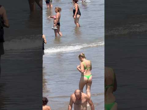 🇦🇷 Mar Del Plata Beach A Magnificent Da thumbnail