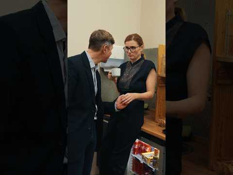 На всякий случай. Напоминаем: включайте новый трек Ленинграда везде, где слушаете музыку 🎧 thumbnail