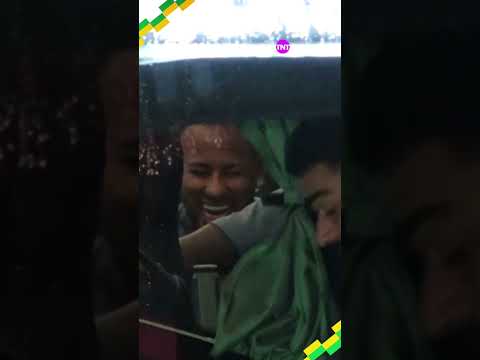 O NEYMAR NÃO É DA TURMA DO FUNDÃO NÃO! 😂 #shorts thumbnail
