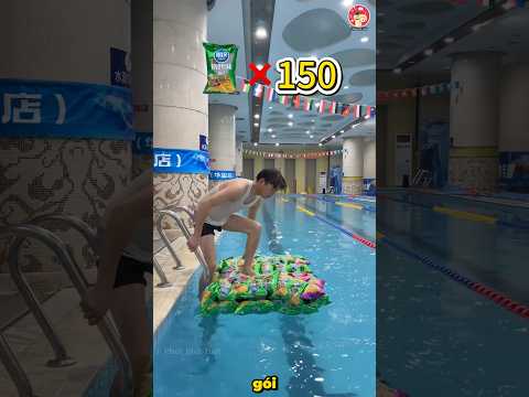 Điều gì xảy ra nếu đứng trên chiếc thuyền làm bằng 150 gói snack thumbnail