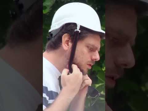 [Best-of Greg Guillotin] Demander des objets improbables 🤣 thumbnail