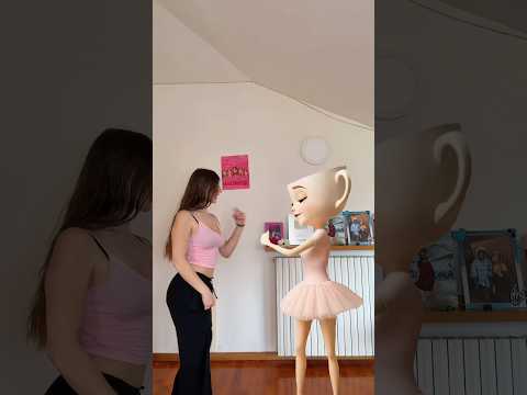 OGGI HI CAMBIATO AMICA È PIÙ SIMPATICA💗🥰 thumbnail