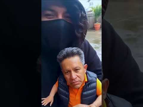 Con mi hijo el señor de la tienda 🥹 thumbnail