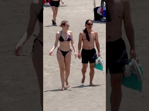 ?? Balneario Camboriu Beach A Sunny Day thumbnail
