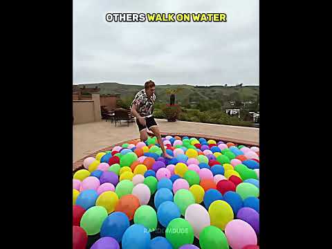 Normal skill VS King of walking on water thumbnail