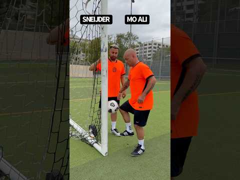 Catch challenge vs Sneijder ? thumbnail