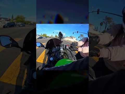 La primera salida de la motociclista? #bike #moto #bikelover thumbnail