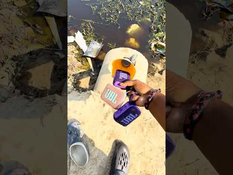 Speaker 3 go4 bass JBL Water ? tas￼ thumbnail