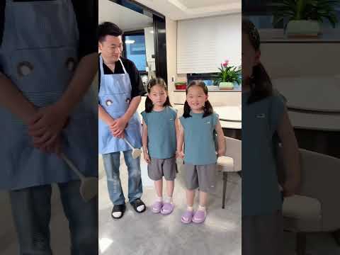 这游戏……多少带点针对性?#家庭搞笑日常 #看一遍笑一遍 thumbnail
