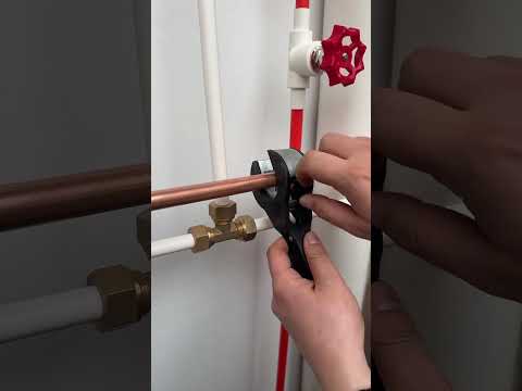 The person who invented this tool absolutely deserves a promotion and a raise #tool #goodtool #diy thumbnail