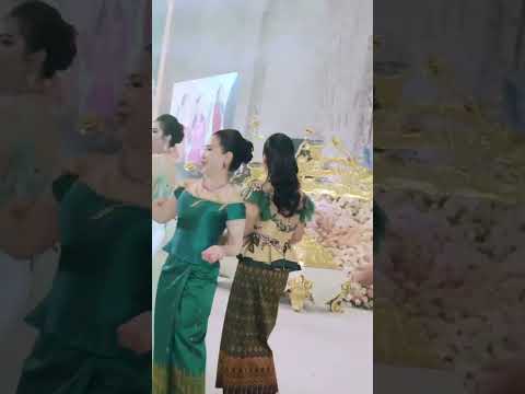 ? #cambodia #wedding #facebookviral thumbnail